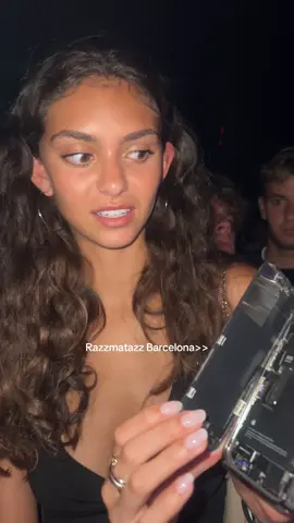 To be fair it still is fully functioning just with an extendable screen. However the majority of kids being under 18 here was concerning #barcelona #razzmatazz #travel #model #modeling #work #phone #jet2holidays 