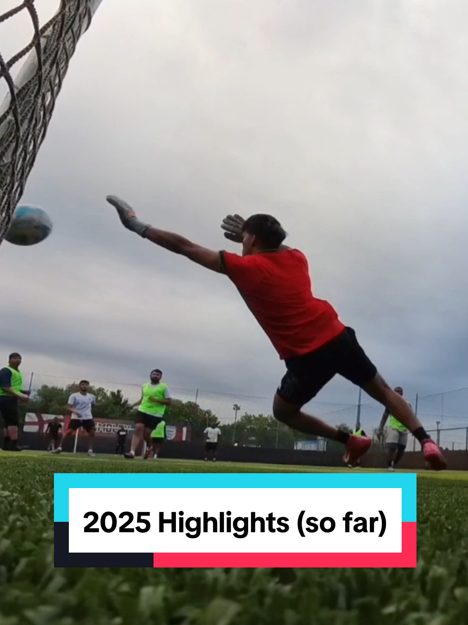 Drop A Like If I should sign for 11s 🧤 #goalkeeping #7aside #Goals #football #footballtok #unorthodox #saves 