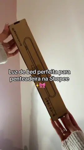 Link da luminária na bio, meninas! 💕 @Shopee Brasil #acheinashopee #luminaria #penteadeira #girls 