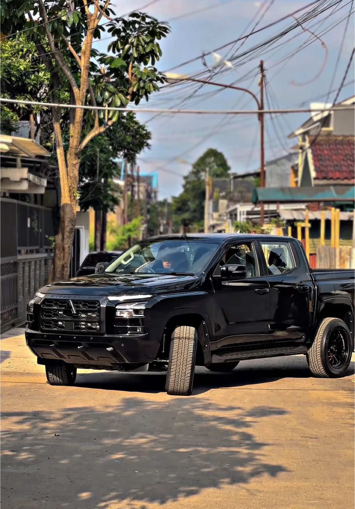 Nona❤️‍🔥 #fypage #modifikasi #dresscoated #triton4x4club #triton #tritonultimate #mitsubishitriton #mitsubishi #4wd #doublecabin 