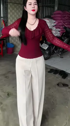 Quần ống xuông cạp liền khóá sườn thiết kế ly chìm gọn bụng#quanongsuongnu #quanongsuongnucapcao #quanongrong #thoitrangnu #xuhuong 