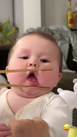 Naughties babyy very funny and comedy’s shots🤣🤣🤣🤣😂😂😂😜😜😜….#fyp #babiesoftiktok #funny #babyfunny #babylove #sofunny #viral 