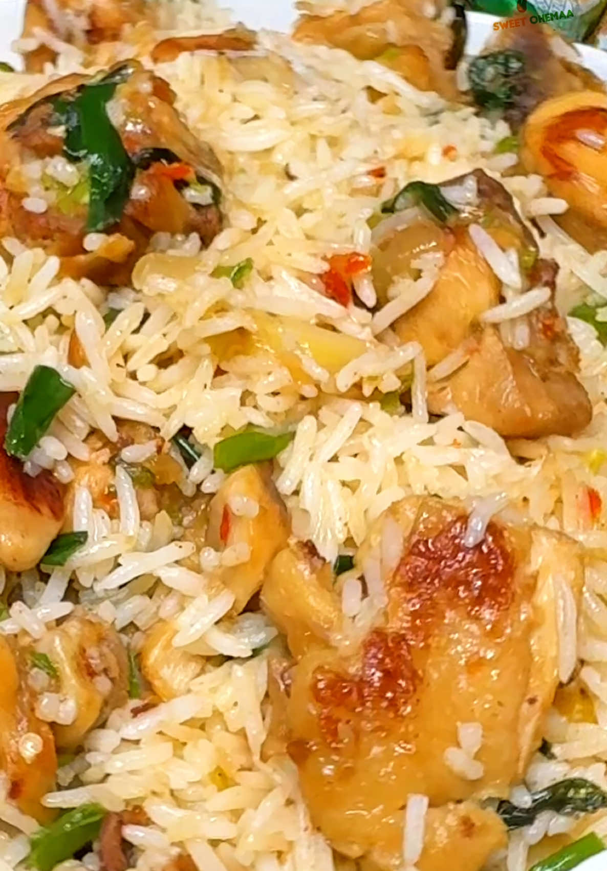 This is not ur regular fried rice,just give it a try and thank me later 🥰 #sweetohemaa #fyb #lunch 