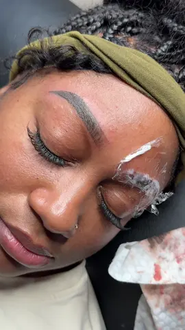 are you ready to transform your brows ?! Book your ombré brow session today ! | Brows last 3-5 years | minimum to no pain #cltlashtech #charlottemakeupartist #ombrepowderbrows #charlottenc #cltmua 