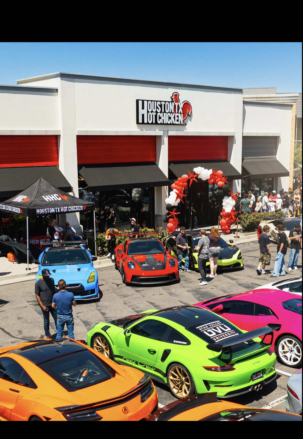 Farmington, you absolutely rocked it! 🔥 Thank you for an unforgettable Grand Opening. Big congrats to our Franchisee, Cody Steck & shoutout to our incredible team and everyone who made this day possible. ❤️🐓 #hhc #houstontxhotchicken #grandopening 
