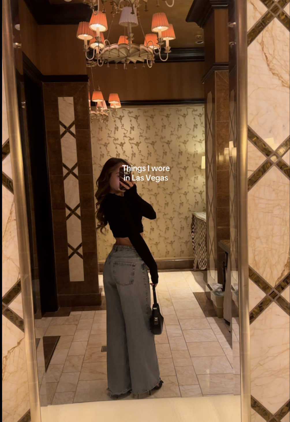 #OOTD #vegasfits #vegasoutfits #whattowear #whattowearinvegas #outfitinspo #nightoutoutfit 