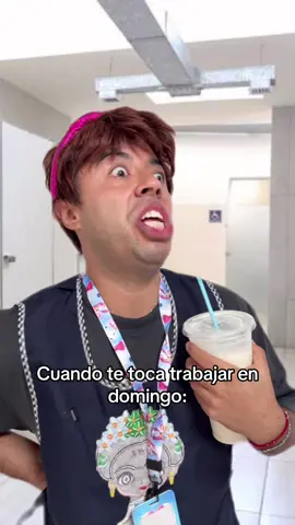 Cuando te toca trabajar en domingo #comedia #domingo 