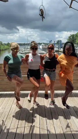 In a rich man’s world 😮‍💨 #daveandjanie #jerseyshore #girlstrip #fyp 