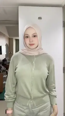 Pulen Enak di liat 🥵💦 #fyp #fypage #tobrutstyle😋 #fakebodyy⚠️⚠️ #hijab 