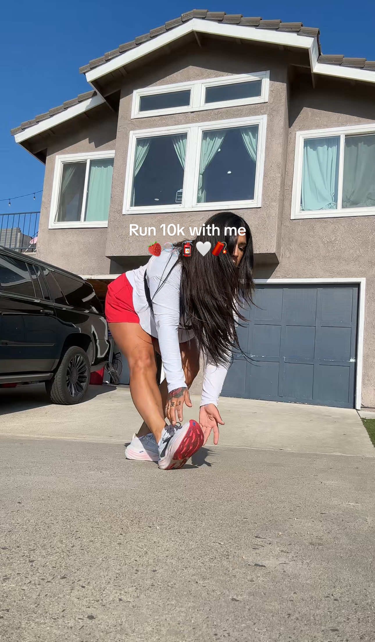 Long run saturday turned into short-ish run saturday cause when i left i realized my phone was about to die 🫠🫣  Crazy i would even call a 10k a short ish run - cause WHAT!! A yesr ago i would have never even considered running a 5k LOL 🙃  6.2 miles is still no joke. Especially with all the hills in my route i choose to run. so lets just take a second to be proud of how far ive come. cause a 10k on a saturday is fucking rad. ☺️🥰  @Strava @Brooks Running @honeystinger @Drink LMNT @Nike @target @apple  #run #Running #runner #runnergirl #girlswhorun #runningmotivation #motivation #stravatrend #strava #10k #longrunsaturday #runwithme 