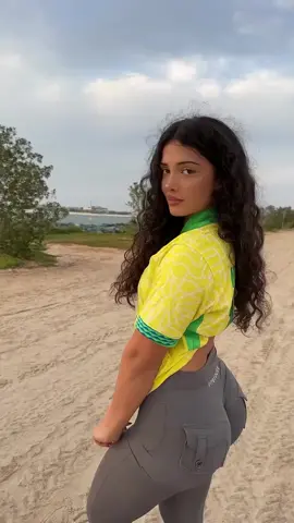 #braziliangirl #girl #brazil #beauty #fyp #Fitness #fitnessgirl 