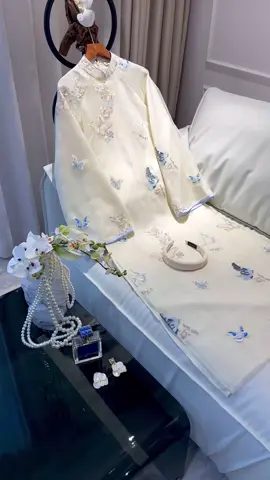 KENDY - ÁO DÀI CÁCH TÂN CAO CẤP - Sang trọng, tinh tế & thời thượng! Chất liệu TƠ THÊU NỔI thủ công - Đính HẠT TRAI cao cấp #thờitrangnữ #áodaikendy #CapCut #aodaicachtan#aodaivietnam 