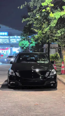 #jogja24jam #w212 #mercye250 