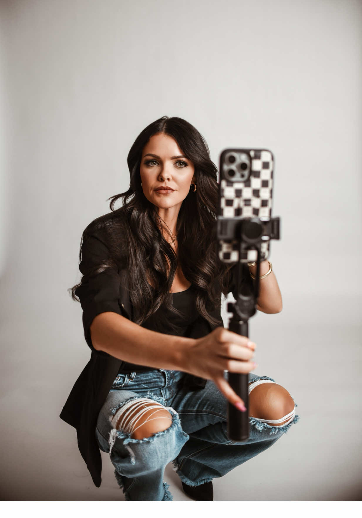 So thankful I had the honor to capture @Patience Wolfe  I’m not just here to snap pretty pics. I lead you with strategy. I hype you up. And I get to witness your transformation — from “am I ready?” to “I’m so proud I did this.” You deserve branding that actually feels like you. Let’s make it happen.  #PersonalBrandingPhotographer #WomenInBusiness #EmpoweredEntrepreneur #ShowUpConfidently #BrandWithStrategy 