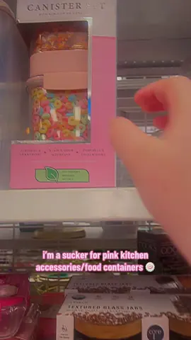 ross always has the best pink finds for my kitchen!! #houseplantmother #fyp #pink #pinkaesthetic #kitchen #kitchenhack #storage #storagehacks #storageandorganization #organizedhome #organized #organizewithme #foodcontainers #ross #rossfinds #rossdressforless #rosshaul #rossdressforlessfinds 