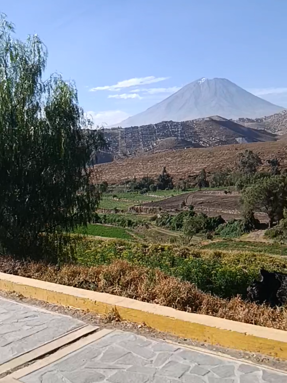 Orgullosamente Arequipeña😊 #arequipa #arequipa_peru🇵🇪  #paratiiiiiiiiiiiiiiiiiiiiiiiiiiiiiii 