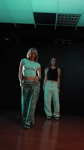 dc: me with @Anastasia 🤍✨ #choreo #dance #jazzfunk #танцікиїв 