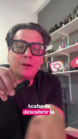🌀 ¿Querés descargar un Reel y volver a publicarlo? Te enseño un truco poco conocido que te permite hacerlo desde la misma app de Instagram 👇 ¿Para qué sirve esto? ✅ Reutilizás contenido que ya funcionó ✅ Probás nuevas miniaturas, textos o timings ✅ Instagram lo muestra a personas que no te siguen Paso 1 – Usá la opción “Remixar” 📍 Buscá el reel que querés volver a publicar 📍 Tocá los 3 puntitos (...) y seleccioná Remixar este reel (Tranquilo, no vas a remixar nada todavía 😉) Paso 2 – Entrás al editor 📍 Una vez que estés en el editor, no toques nada 📍 Solo presioná el botón de descargar 📍 ¡Y listo! El video se guarda en tu celular Volvé a publicarlo como prueba 📍 Ahora subí ese video como Reel nuevo 📍 Activá la opción de “Probar este reel” 📍 Instagram lo testea con usuarios que no te siguen aún Consejo pro Probá cambiar: ✅ Miniatura ✅ Texto en pantalla ✅ Primeros 3 segundos ✅ Título al editar portada Pequeños cambios = grandes resultados 📈 Reciclá tu contenido con estrategia, no con desesperación. Aprendé a crear Reels efectivos desde cero, con edición, estructura, ideas y plan de publicación: 📩 Comentá REELS y te paso info de mi taller. #ReelsTips #InstagramReels #CreadorDeContenido #TallerReels #RecicláConEstrategia #DiegoMuller #CreaccionDeContenido #ReelsParaVender