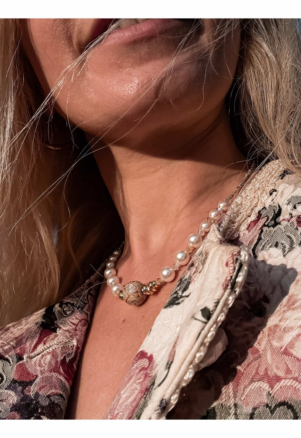 On my journey to elevate wellbeing and quality of life I use different tools and techniques. One of the amazing tool is wearing a MEANINGFUL JEWELLERY that can affect our energy field in different ways depending on the type of the stone, material, and creative process.  Like a stunning “Tranquil Light” energy necklace from @olinston_official made of Lacquer & Pearls. This necklace offers a sense of harmony — both in its materials and in the energy it carries. As soon as you hold it in your hand you feel the tranquility, wearing it makes you be at peace within yourself and with the world around you 🤍💫 In the center of this beauty is hand-lacquered bead, crafted through an ancient Chinese process using natural tree resin. This technique requires over 60 days of careful layering and curing and produces a bead that radiates stillness and subtle depth. Check out a full collection of @olinston_official jewellery and pick the one that resonates with you at this moment of time. Or make a unique gift for your loved ones.  🎁 Use my special code LALCOUTURE to get 20% off your next purchase  #londonjewellery #londonjewelers #londonjeweller #slowfashionstyle #slowfashionblogger #handmadejewelleryuk #jewelleryuk #slowfashionstyle #energynecklace #energybalance #slowlivingmovement 