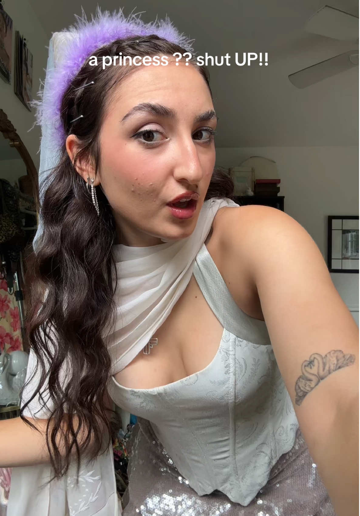 two princess diaries tiktoks in this fit I’m breaking records #stylingideas #stylingoutifts #fitcheck #styleinspo #pinterestaesthetic #pinterestoutfit #princesscore #princesscosplay #hennin #halloweencostume #whimsical #medievaltiktok #miniskirt #cowboyboots #renaissancefestival #princess 