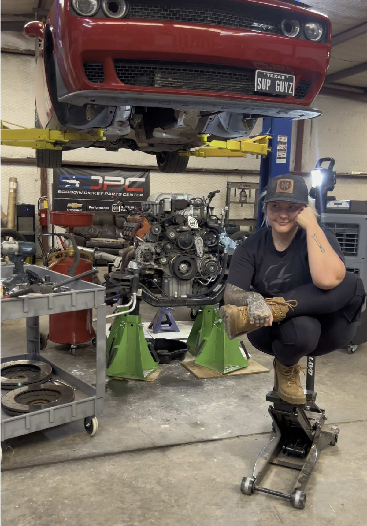 Waiting on parts for my car be like….  @Harbor Freight @ScogginDickeyPartsCenter @American Lifting Off-Road @Portacool @MB Minibeast  #cccustoms #cccustomsbuilds #sdpc #scoggindickeypartscenter #harborfreight #hercules #reapercamshaft #nikkiminajchallenge #viral #trend #mechanic 