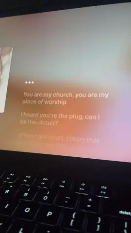 🎵 Melting - Kali Uchis #lyrics #pmowithlyrics #fyp #viral #applemusic 