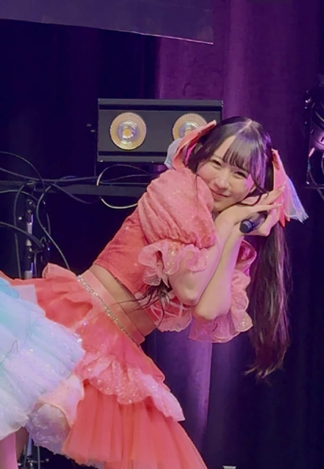 他メン見てないか確認されてて😇 表情かわいすぎる #ポラマイ #ポラリスマイル #柳川みあ #みあちゃんかまって #みあとさくらんぼ組 #アイドル #idol #赤色担当 #ヒカキンボイス @柳川みあちゃん(5)🍒🐰📛 