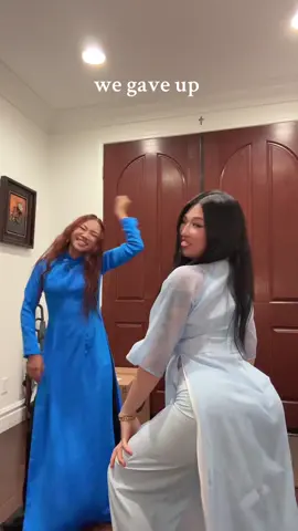 This like the 5th this shit hard asf @Sa Nguyen #nina #sanguyen #oc #vietnamese #viet #tinh #dance #stream #help 