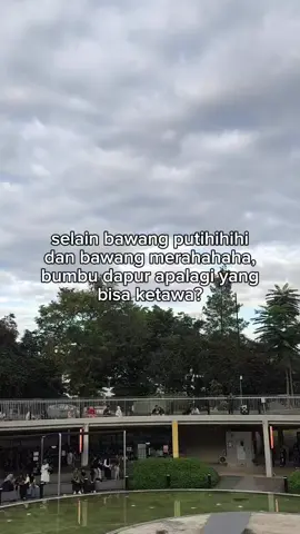 apalagi ya? #fyp #fyppppppppppppppppppppppp #fypシ゚ #fypシ゚viral #fypage #fypシ #fypviralシ #soundtrending #trendingtiktok #viraltiktok #viral #kontenhiburan #jokes #jokesbapackbapack #tebaktebakan #lewatberanda #masukberanda #bumbudapur #kocak #katakata #katakatalucu #ngakak #lucu_ngakak #tekatekitiktok 