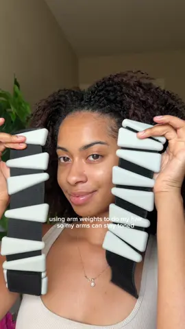 all the arm workout i need 😭 got these from amazon — these are 1 lb, they’re actually not too heavy. i could use 2 lbs at some point 