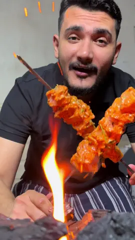 ⁨	تكة دجاج على طريقتي وهذا سر المهنة بالعافية عليكم .. تحياتي وانتظروني بوصفات جديدة تفيدكم بحياتكم .. #الشيف_علي_ربيعة⁩ #الشعب_الصيني_ماله_حل😂😂 #مطعم #اكل #وصفات 