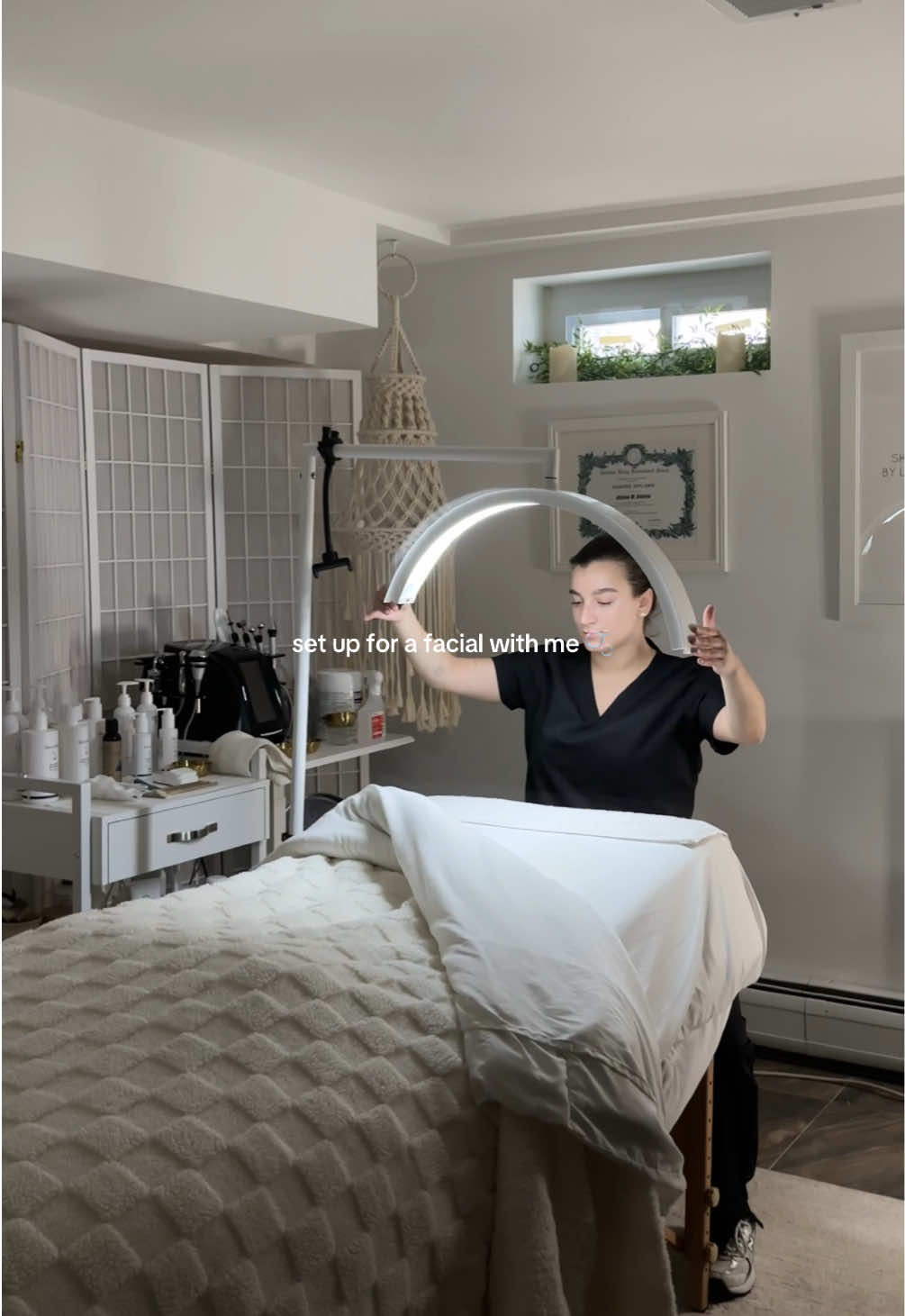 The prep before my client arrives… 🧖🏻‍♀️💫 Laundry, sanitizing, sterilizing and making the bed.Just a few highlights of the extra role you take on as a estie! #creatorsearchinsights #estheticiansoftiktok #estheticianlife #treatmentroom #soloesthetician #facial #facialroom 