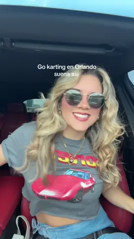 Que calor tan grave 🥵 But the experience was fun! Have you been go karting before? 🏎️💨  #gokarting #orlando #abusadora #wisinyyandel 