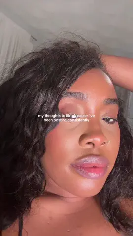 someone send help 😭#tiktokgrowth #growthtiktok #postingcontent #tiktokengagement #contentcreator #content #standingonbusiness 