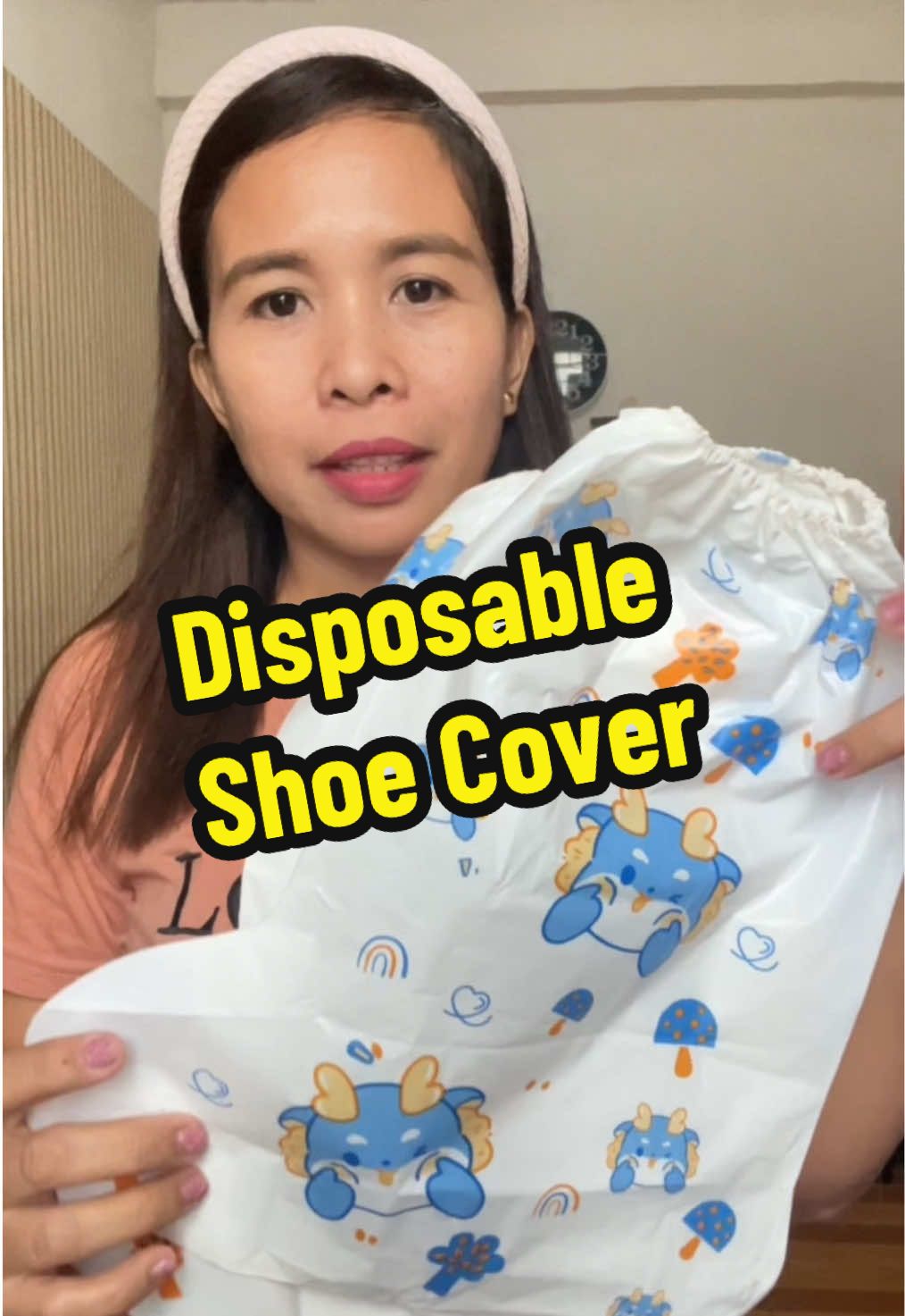 Disposable and Waterproof Shoe Cover for Kids #shoecover #shoecoverforkids #waterproofshoecover #disposableshoecover #footwear 