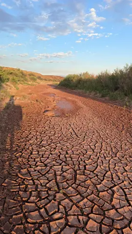Pray for rain 🙏 #fypシ #parati #trending #nativetiktok #navajonation #flagstaff #arizona #cowboytiktok #ranchhorse #thewaythetruthandthelife #oldies 