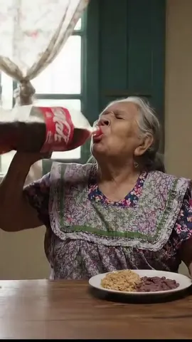 Cuantas abuelitas como Doña Chuya🥤🤣 #viral #fyp #tendencias #memes #comedia #humor #viralvideo 
