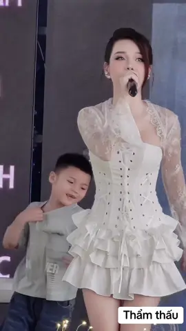 Con đường xưa ngày ấy nay chẳng thấy bóng anh! #lethuthao #thamthau 