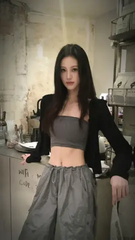 Body nu8 Triều Tuyết Lục cỡ này thì sao ko mê cho đc#trieutuyetluc #thamvukhiet沈羽洁 #xuhuong #viral #fypシ 
