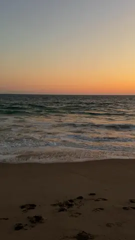 #beach #nature #ocean #scenery #beachvibes #foryoupage #aesthetic #sunset #sunsets 