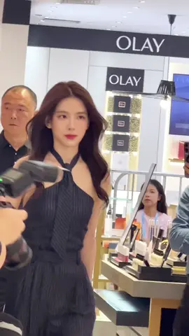 Tôn Nhất Ninh-liệu bạn ấy có biết mình đẹp?#gaixinhtiktok #chinesegirl #fashion #beauty#孙一宁 