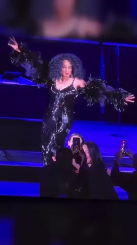 Welcome to the @HollywoodBowl… I’m so excited to come back to the Bowl for two special performances this weekend: Friday 7/25 and Saturday 7/26. Let me know if you’re coming! Link in bio.  #dianaross #dianarossthankyou #hollywoodbowl