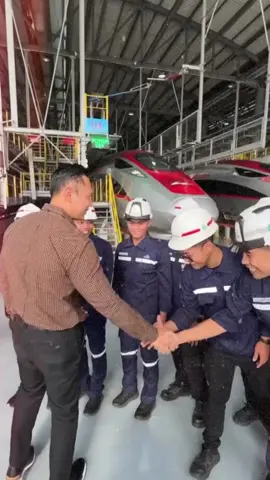 Menko Infrastruktur dan Pembangunan Kewilayahan AHY Tinjau Proses Perawatan dan Progres Handover SDM Whoosh Di Dipo Tegalluar #agusyudhoyono #ahy #fypシ゚ #viral 
