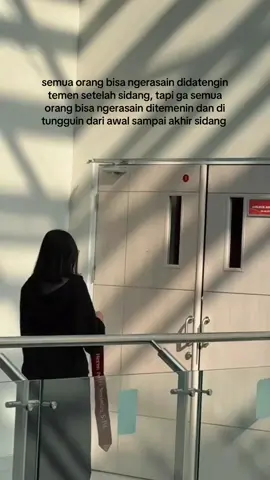 Mek makasih banget yaaa. Dari awal kita masuk kuliah sampe hari ini gue officially, lu tetep disini buat gue. Dari jaman kita telat masuk bareng, bolos bareng, ketawa sampe nangis bareng, lo bukan cuma temen kuliah, Mek, but you’re literally my safe place. You’re the living witness of every phase in my life, the happy ones, the tired ones, even the moments I almost gave up. Lo selalu ada di samping gue, sabar nerima semua drama, semua overthinking gue, tanpa pernah ninggalin. Makasi banget udah jadi rumah yang selalu bisa gue pulangin kapan pun. This graduation is not just about me, it’s also about you, about us, yang udah grow together through everything. I’m beyond grateful to have you, Mek. Love u always, and I know one day you’ll be even greater than me. Lo harus bisa lebih jauh, lebih hebat, and I’ll always be cheering for you. @Uliii🦋  #sidangskripsi 