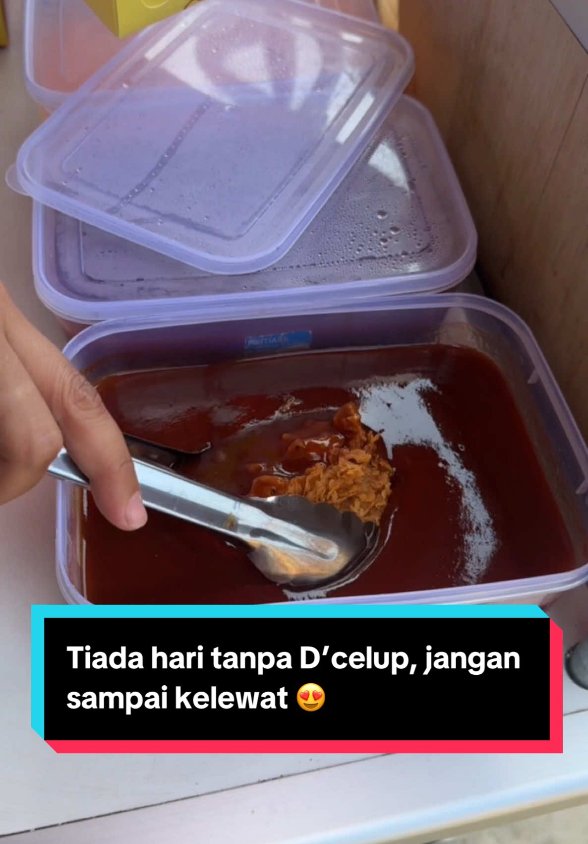 Tiada hari tanpa d’celup, apalagi sadia. Pedesnya bikin nagih 😍😍 #dcelupchickencrispy #dcelup #ayamviral #parunginfo #kulinerparung #dcelupchickencrispyparung #fyp #bogor #ikutantrendviral #tiktok #sorotan #fyppppppppppppppppppppppp #musikviral #trandtiktok 