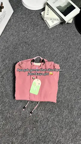 Rekomendasi outfit sikecil yang keren buat jalan-jalan 😎#jaketanak #outfit #jaketkeren #fyppppppppppppppppppppppp 