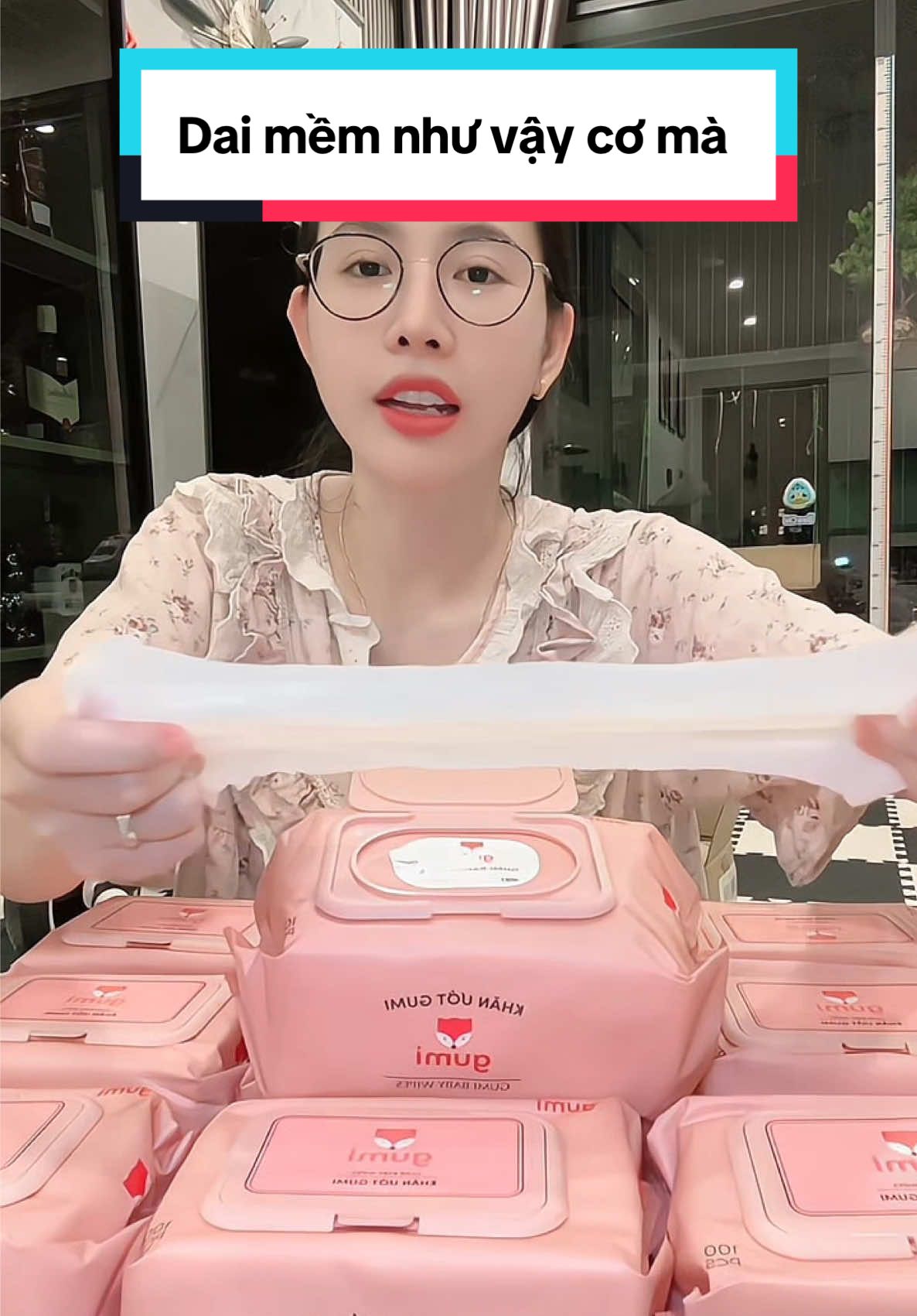 Combo khăn ướt Gumi mềm mịn, dai k chứa cồn , hoá chất. Rất an toàn lành tính, dùng được cho cả da nhạy catm của em bé #thomphanreview #khanuot #khanuotgumi #gumi #khanuotkhongmui #xuhuong 