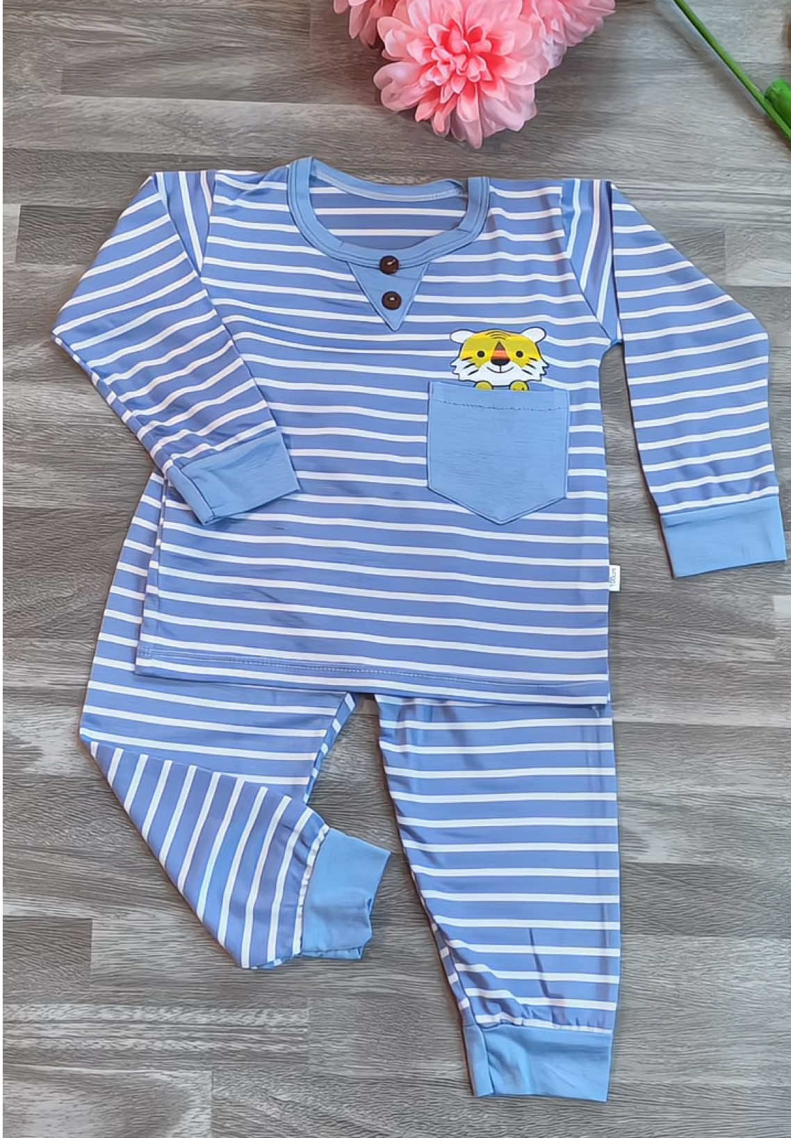 Combo thun lạnh dài tay cho bé trai bé gái. Mẹ săn cho con mặc ngày mưa, nằm ngủ điều hoà nha các mom #xuhuong #bộchobé #quànaotreem #dàitaychobé #dàitaythunlạnhchobé #đậukids 