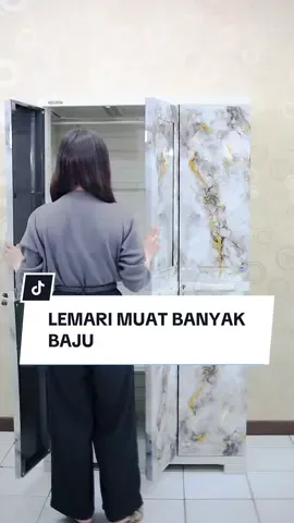 Kamu cari lemari yang bisa muat banyak baju? Pake lemari plastik 3 pintu dari Napolly aja, siap bikin baju kamu tersusun rapi. Lemari dengan rak susun + gantungan ini mempunyai tempat penyimpanan luas dengan kedalaman lemari 50cm.  Order sekarang yuk! #lemaripakaian #lemaribaju #lemariplastik #napollyfurniture #lemarinapolly #lemariplastiknapolly