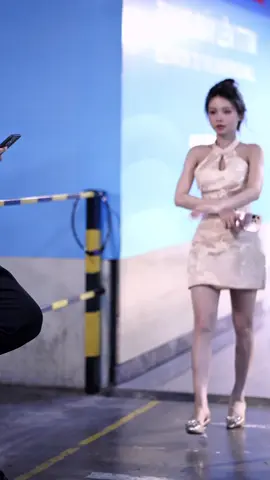 Bước quá đời nhau @lê thị ngọc nguyên #CapCut #ngocnguyen #viral #dalat #xuhuongtiktok #couple 